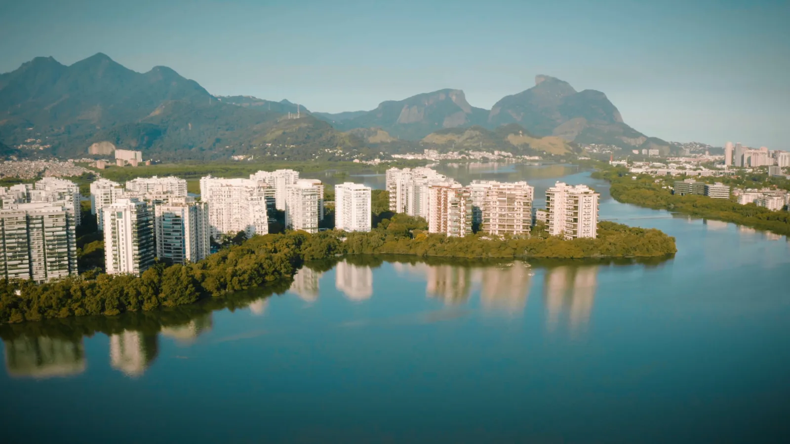 Península Barra da Tijuca: Como é Morar no Maior Bairro Planejado da Região
